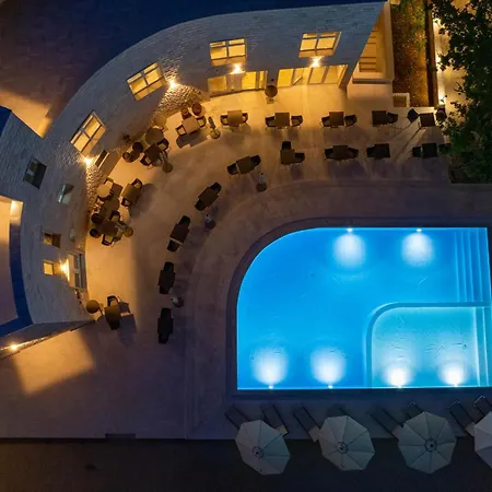 Dionis Кемпинг