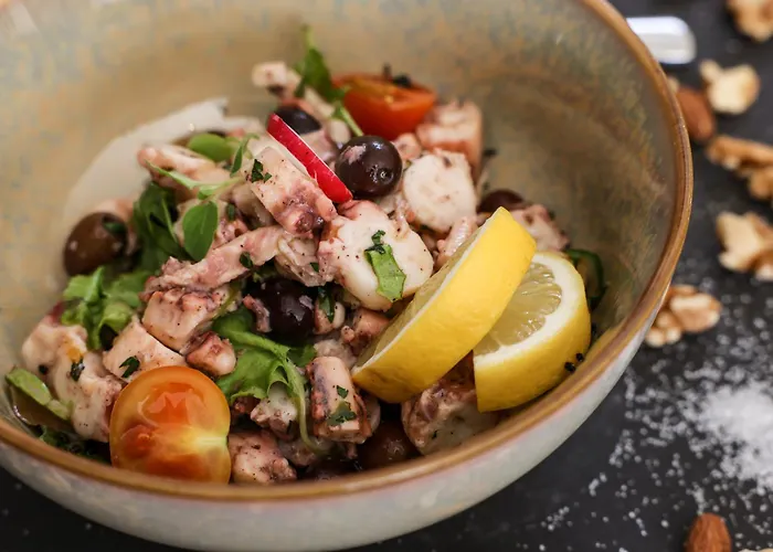 Dionis Κάμπινγκ *